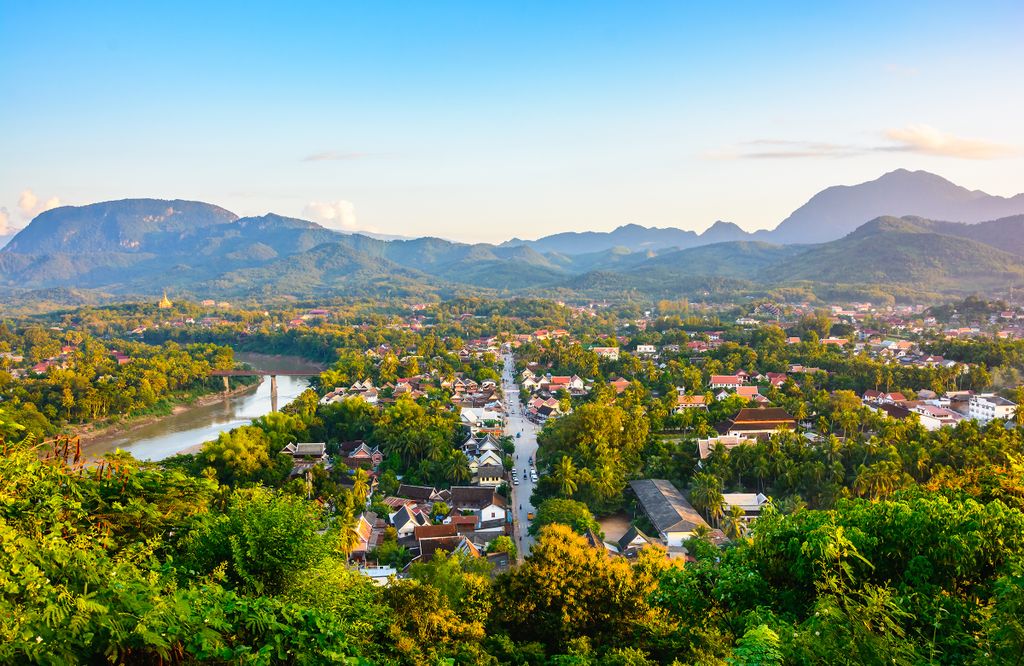 Dong Ngac village mandarins architecture franco-vietnamienne vol Luang Prabang Laos