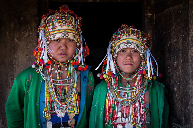 Minorités Ikho Akha Hmong nord Laos Muang La 4x4 pistes montagne traditions animistes